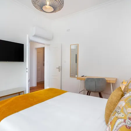 Whome Modern Luxury In Lisbon's Historic Center Lägenhet *